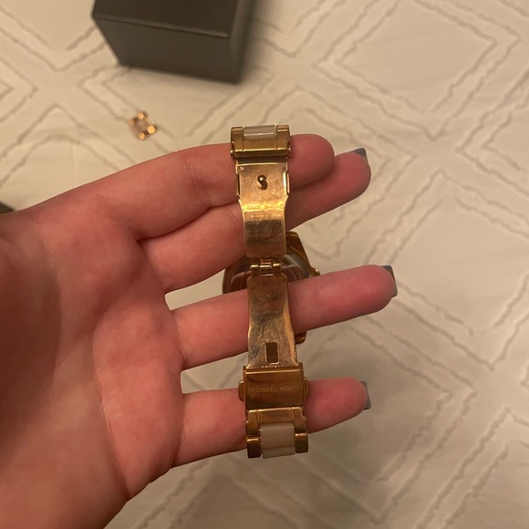 Rose Gold Michael Kors Watch - Picture 6 of 7